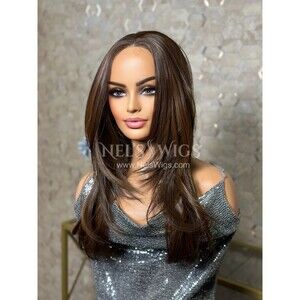 NWOT  NEL's WIGS Lace Front Brunette/Auburn/Lt Brown Highlights Heat Resist Wig